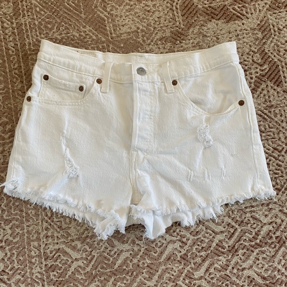 Levi’s 501 Distressed Cutoffs - Picture 1 of 5